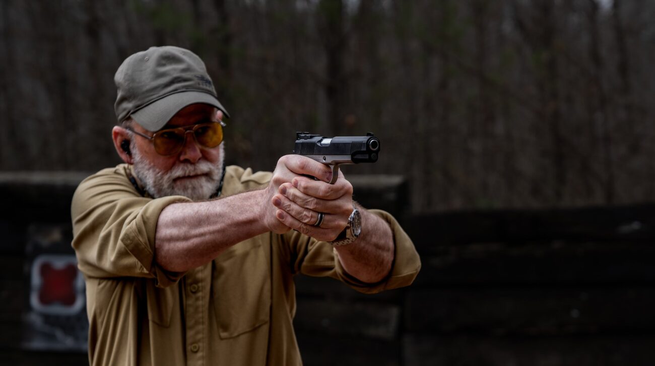 HAND GUN